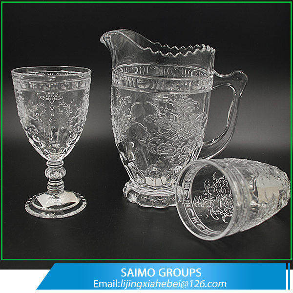 Carved Crystal Glass Goblet With Short Stem